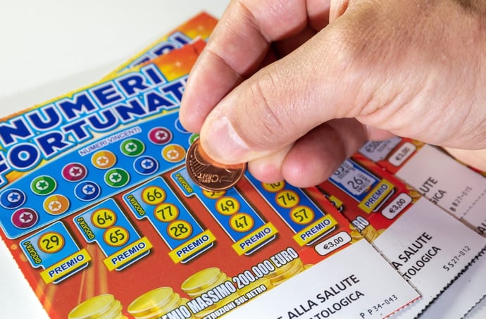 Quante possibilit� si ha di vincere al lotto, superenalotto e grattavinci? Cosa 