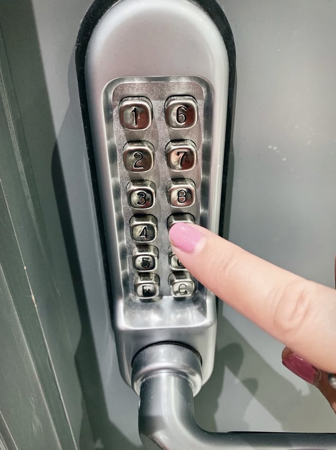 Quanto costa cambiare e sostituire serratura di una porta blindata. Prezzi medi 