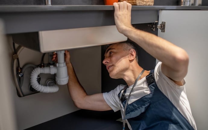 Quanto dura la garanzia per i lavori fatti da idraulici in casa? Gli anni e qual