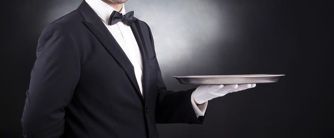Quanto guadagna un cameriere, stipendi medi per diversi livelli, alberghi e rist