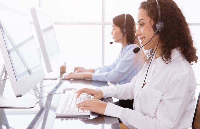 Quanto guadagna un operatore di call center. Stipendi lordi e netti medi nel 202