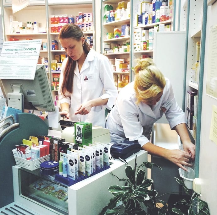 Quanto guadagna una farmacia? Fatturato, ricavi e utili netti medi nel 2025