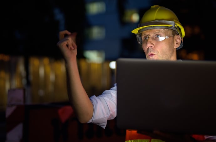 Quanto si guadagna facendo i turni di notte? Calcoli ed esempi indennit� aumento