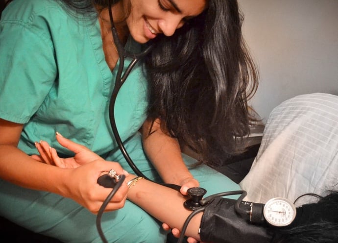 Medico di base, cosa fare se non risponde, non si sa dove si trova o no reperibi