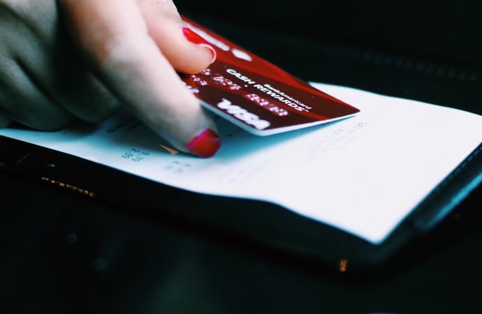 Requisiti, documenti e condizioni necessarie per richiedere e ottenere una carta