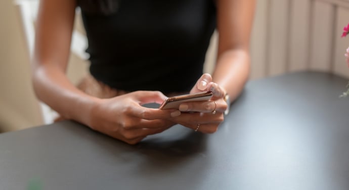 Come rintracciare provenienza chiamata cellulare, numero e la posizione in tempo