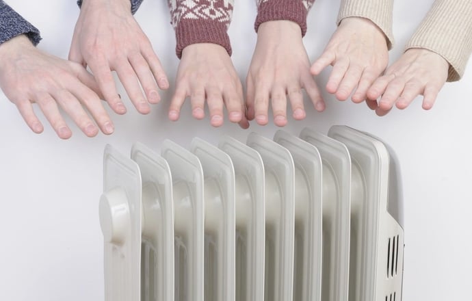Riscaldamento condominiale 2024, temperatura minima obbligatoria e orari per leg