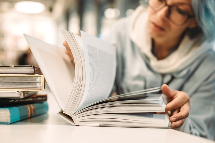 Denuncia per sfruttamento sul lavoro. Ecco quando avviene e come difendersi