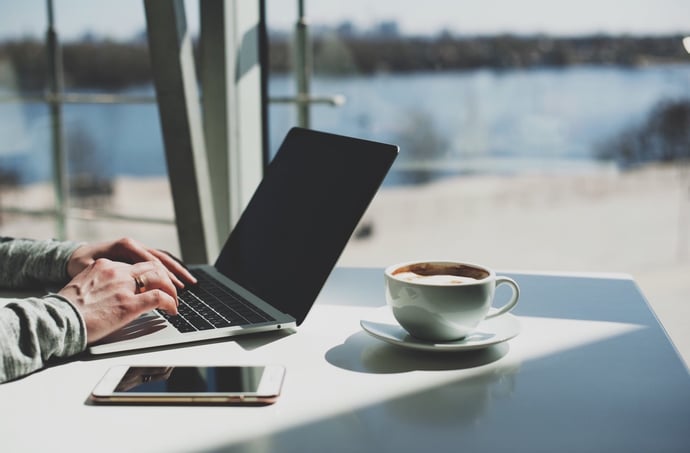Si pu� affittare un appartamento ad uso abitativo come studio professionale o uf