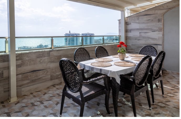 Si pu� chiudere un balcone in condominio? E in quale modo e con che permessi?