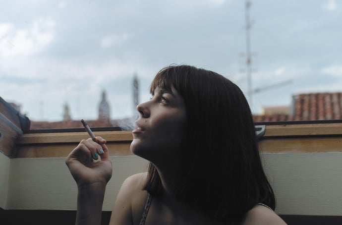 Si pu� fumare sul balcone in casa in condominio e villetta? O � vietato per legg