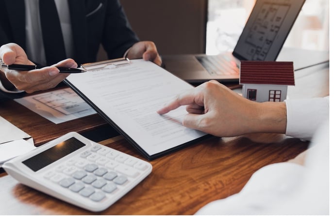 Si pu� vendere o comprare una casa tramite scrittura privata o � vietato?