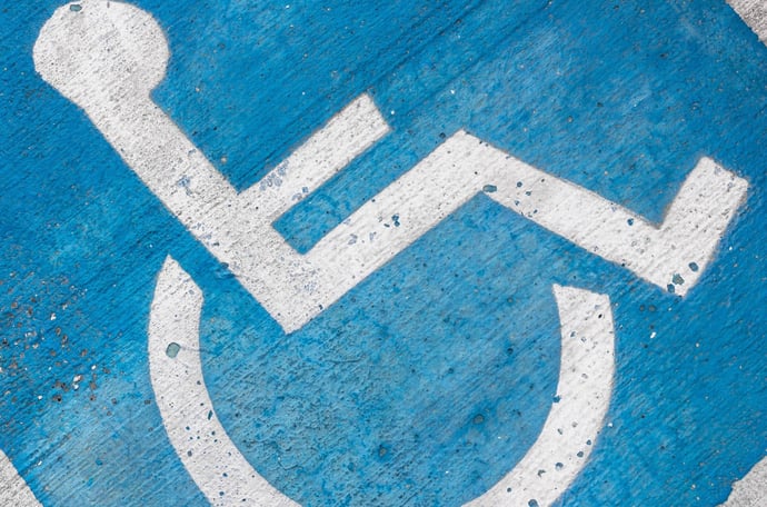 Tagliando parcheggio invalidi 2025. A chi spetta, requisiti, procedura, come far