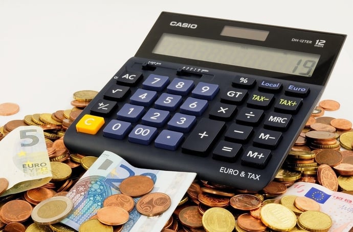 Quali tasse pagano i liberi professionisti nel 2025 e di quanto � importo. Calco