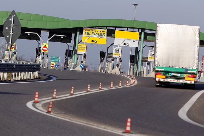 Telepass Family per tutte le auto famiglia. Prezzo pi� conveniente e sconti serv