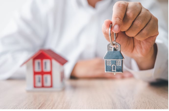 Come avere una casa gratis da genitori o parenti senza rischi e con vantaggi fis